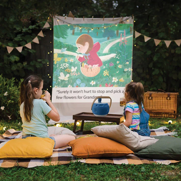 Luna StoryTime Projector